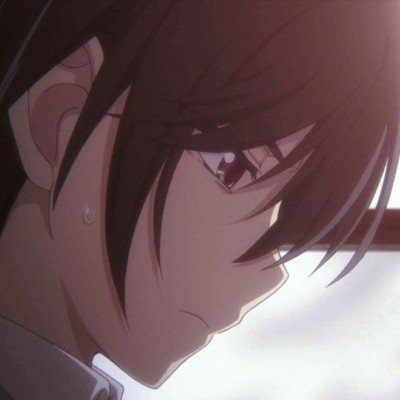高校一男生戴假发进女生宿舍偷拍